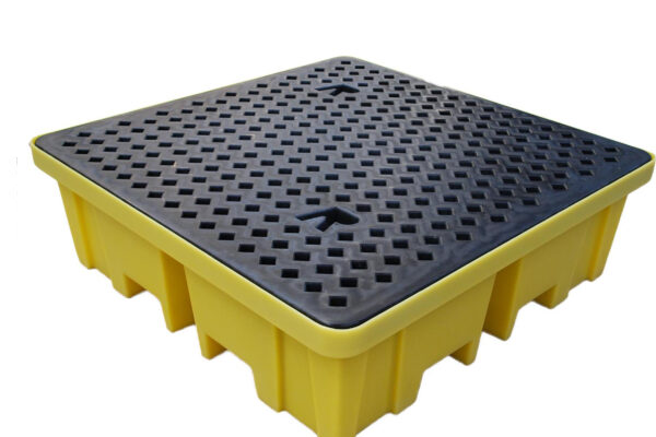 BCBP4FW – Spill Pallet with 4 way FLT access for 4 x 205ltr drums
